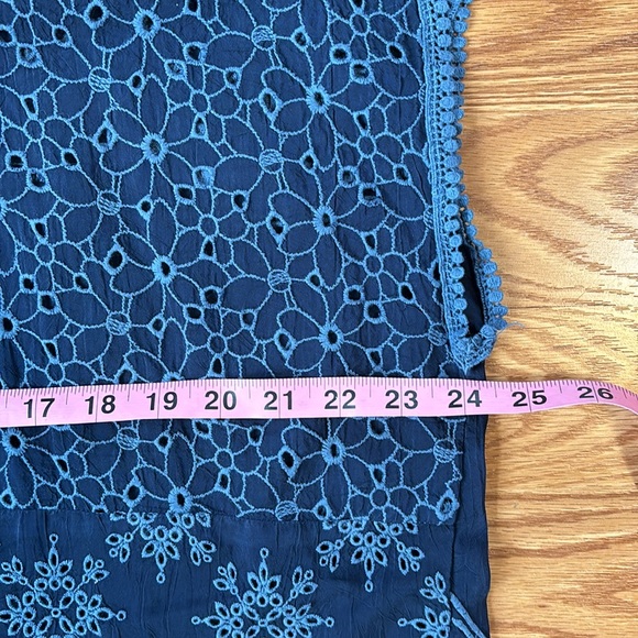 Johnny Was Winnie Patchwork Navy Blue Embroidered Tunic Size Medium - Picture 14 of 16